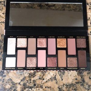 Too Faced Born This Way The Natural Nudes Palette